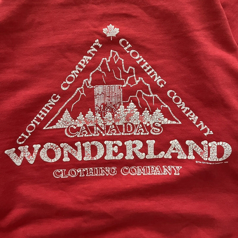 Vintage 80s Canada’s Wonderland sweatshirt - Picture 2 of 3